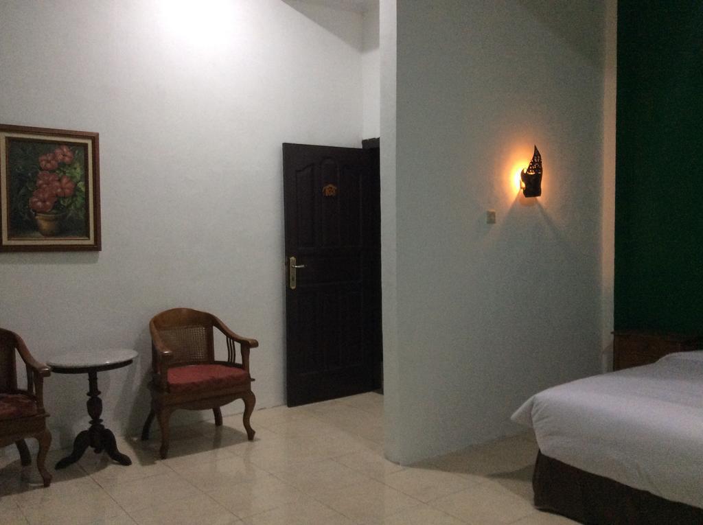 Le Paradis Hotel Palembang Cameră foto